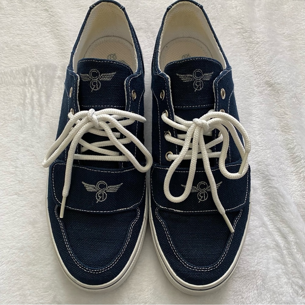 Creative Recreation Low Top Cescario Sneakers - Navy and White